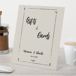 Retro Grey Hand Drawn Illustrated Gift & Cards Sockelschild