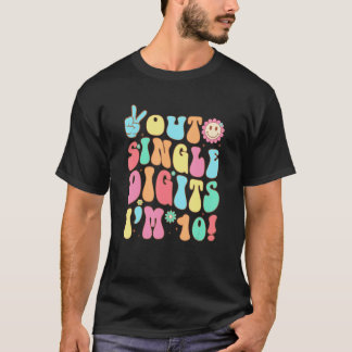 Retro Groovy 10. Geburtstag Girl Peace Out Single  T-Shirt