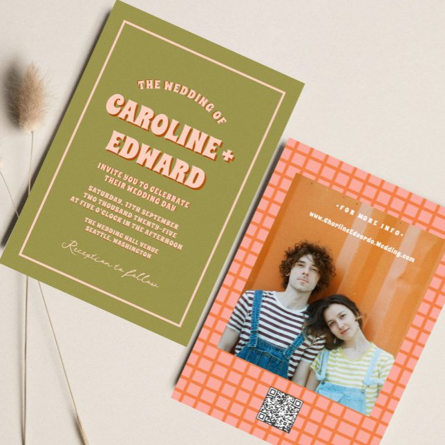 Retro Groovy Colorful Wavy Boho Wedding Qr Code Einladung (Von Creator hochgeladen)