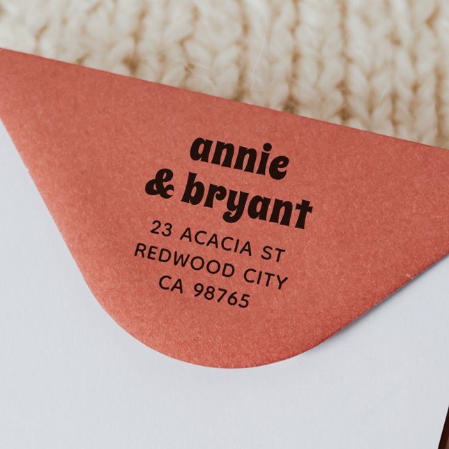 Retro Groovy Couple Names Bold Boho Rücksendeadres Permastempel (Von Creator hochgeladen)