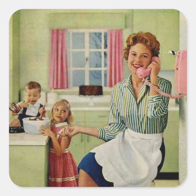Retro Hausfrau in der Küche Quadratischer Aufkleber (Vorderseite)