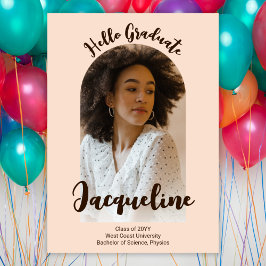 Retro Hello Graduate 2025 Peach Script Arch Foto Einladung