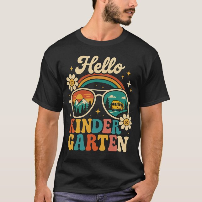 Retro Hello Kindergarten Zurück zur Sonnenbrille i T-Shirt (Vorderseite)