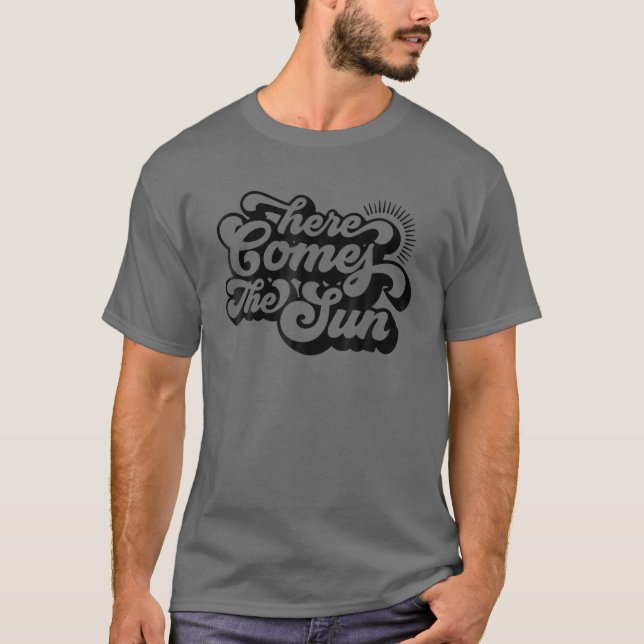 Retro Hier kommt die Sonne Sommerferien 20 T-Shirt (Vorderseite)