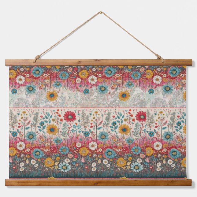 Retro Hippie: Roter Blumengarten Wandteppich Mit Holzrahmen (Vorne)