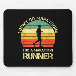Retro Ich mache keine Marathons ich bin ein Marath Mousepad