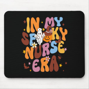Retro in meiner Spooky Nurse Era Funny Spooky Nurs Mousepad
