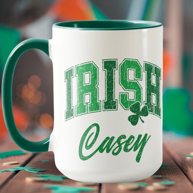 Retro Irish Pride Monogram St Patrick's Day Tasse (Retro Irish Pride Monogram St Patrick's Day Mug)