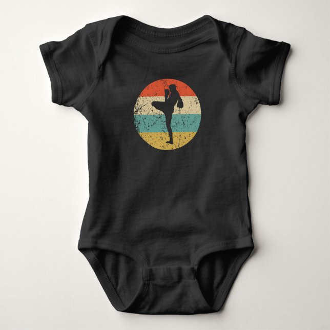 Retro Kick Boxer Icon Kick Boxing Baby Strampler (Vorderseite)