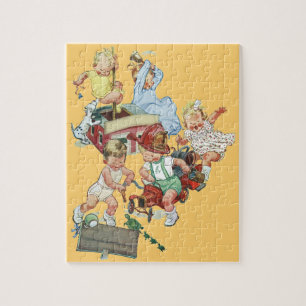 Retro-Kinder spielen mit Feuerwehrwagen