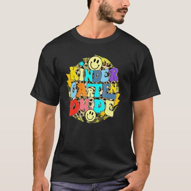 Retro Kindergarten Typ glücklich wieder zurück zur T-Shirt (Vorderseite)