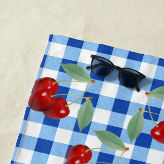 Retro-Kirschen und Blauer Gingham Strandtuch