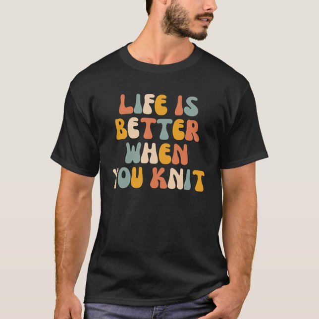 Retro-Knittern beim Strick T-Shirt (Vorderseite)