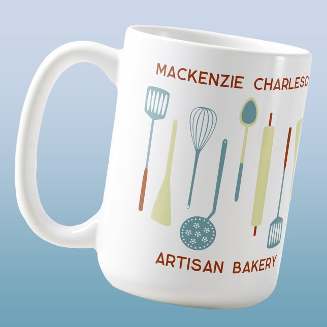 Retro-Küchen-Bäckerei-Cafe-Catering Kaffeetasse (Retro kitchen utensils custom coffee mug for bakery, cafe, restaurant and catering business)