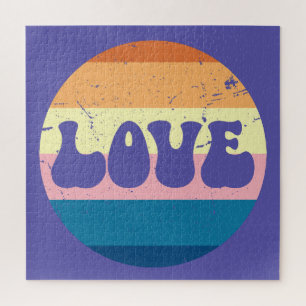 Retro-Liebe-Typografie auf Vintage-Sonnenuntergang