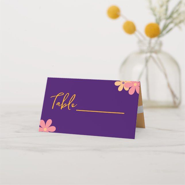 Retro Lila Orange Floral Wedding Party Platzkarte (Vorderseite)