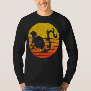 Retro Madagascar Sifakas Zoo Animal Vari Lemur T-Shirt