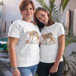 Retro-Mama-Bären-Blume T-Shirt<br><div class="desc">Retro Mama Bear Blume T - Shirt</div>