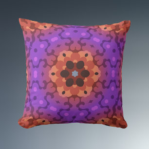 Retro-Mandala-Blume in Lila und Rot Kissen
