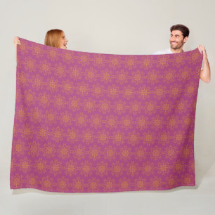 Retro Mandala Boysenberry Fleece Blanket (3 Größen