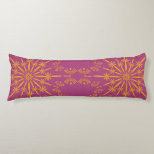 Retro Mandala Boysenberry Kissen