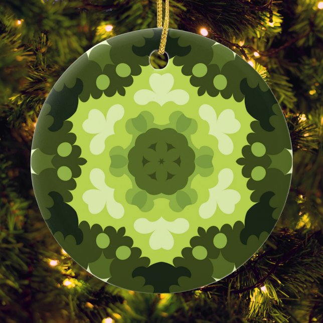 Retro Mandala Green Keramik Ornament (Green Retro Mandala Christmas Ornament from Wormhole Orbital)