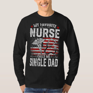 Retro Meine Lieblings-Krankenschwester nennt mich T-Shirt