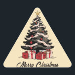 Retro Merry Christmas Tree Sticker<br><div class="desc">Eine bezaubernde Kollektion von Produkten, die mit bezaubernden Weihnachtsbildern geschmückt sind, die mit Kunstwerken aus der Vergangenheit inspiriert wurden. Dieses Vintag inspiriert, fröhliche Weihnachtsbaum-Rücksendelabel eignet sich hervorragend, um Ihre Feierlichkeiten, Grüße oder Geschenke mit einer Touch Nostalgie zu versehen. Dieses Element kann auf Wunsch mit eigener Beschriftung personalisiert werden.</div>