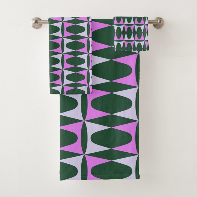 Retro Mid Mod Geometric Holiday Pattern Green Pink Badhandtuch Set (Insitu)