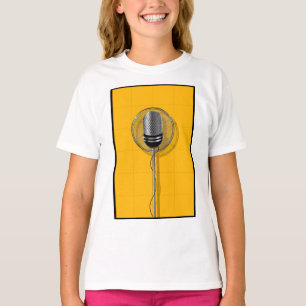 Retro Mikrophon auf kräftigem Gelb T-Shirt