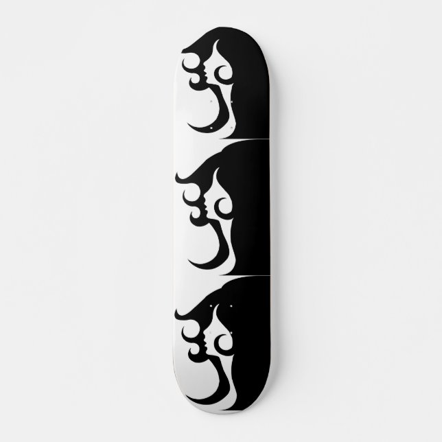 Retro Mod Frau Skateboard (Vorne)