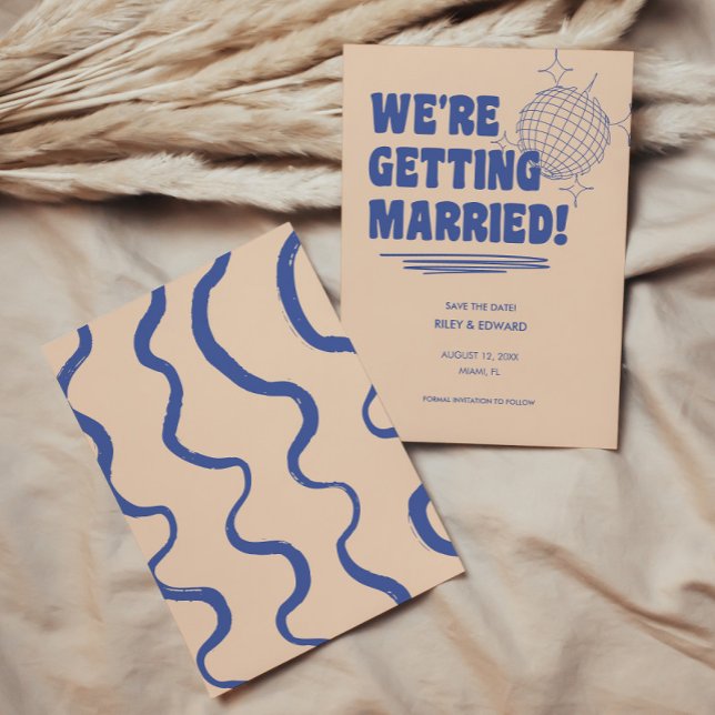 Retro Modern & Bold Typografy Blue Wedding Save The Date (Von Creator hochgeladen)