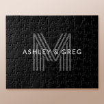Retro Modern Name/s Editable Monogramm Schwarz & G<br><div class="desc">Stilvoll anpassbares Retro-modernes Monogramm,  bearbeiten,  wie Sie wollen!</div>