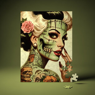 Retro-Monster Pin-up