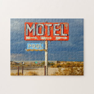 RETRO MOTEL SIGN PUZZLE