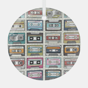 Retro Music Cassette: Nostalgisches Symbol Ornament Aus Glas