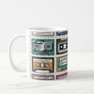 Retro-Musik-Kassette: Nostalgisches Symbol Kaffeetasse