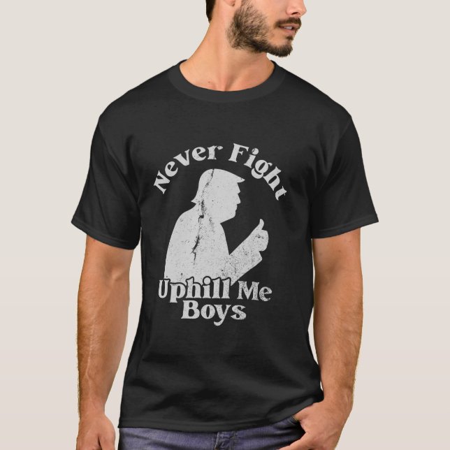 Retro nie kämpfen Uphill Me Jungs glücklichen 4. J T-Shirt (Vorderseite)