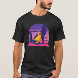 Retro Parrot I Howling Wolf I schreien Sun Conure T-Shirt