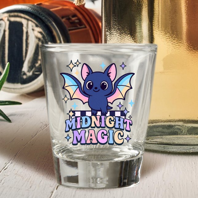 Retro Pastelcore Niedliches Halloween-Bat & Checke Schnapsglas (The midnight magic kawaii bat design shines with retro pastel charm.)