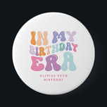 Retro Pastellfarben Moderne Geburtstagszeit Button<br><div class="desc">Retro Pastellfarben moderne minimale funky Geburtstagszeit Party-Dekor-Taste.</div>