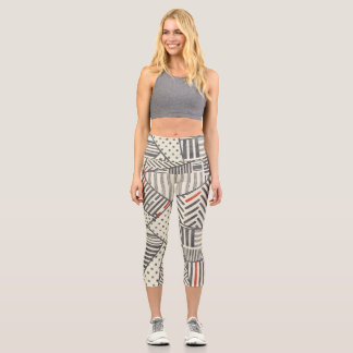 Retro-Patchwork: Abstraktes geometrisches Design Capri Leggings