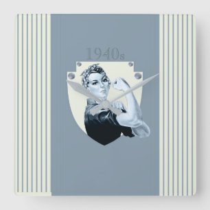 Retro-patriotische Frau aus den 1940er Jahren Quadratische Wanduhr