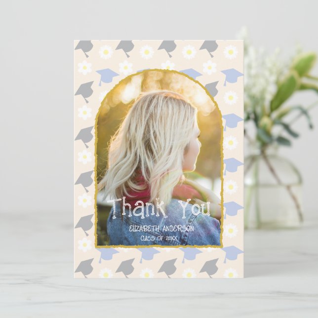 Retro Peach Graduation Dankeskarte (Stehend Vorderseite)