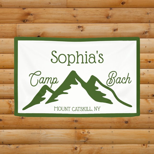 Retro Personalisiert Camp Bach Gebirge grün Banner (Camp Bach personalized camping bachelorette party banner)