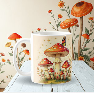 Retro-Pilze und Schmetterling   Vintage-Farben Kaffeetasse