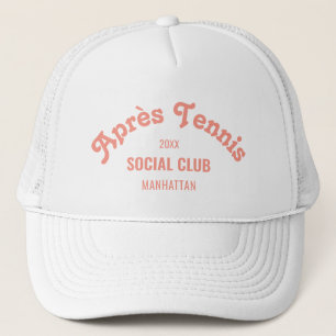 Retro Pink Après Tennis Social Club Custom White Truckerkappe