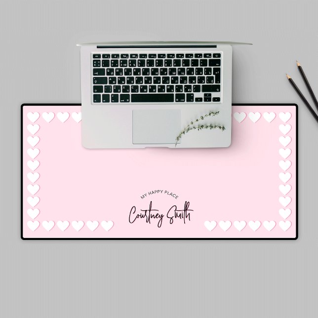 Retro Pink Heart Pattern Niedlicher trendy Script  Schreibtischunterlage (Elegant blush pink with heart border personalized girly desk mat)