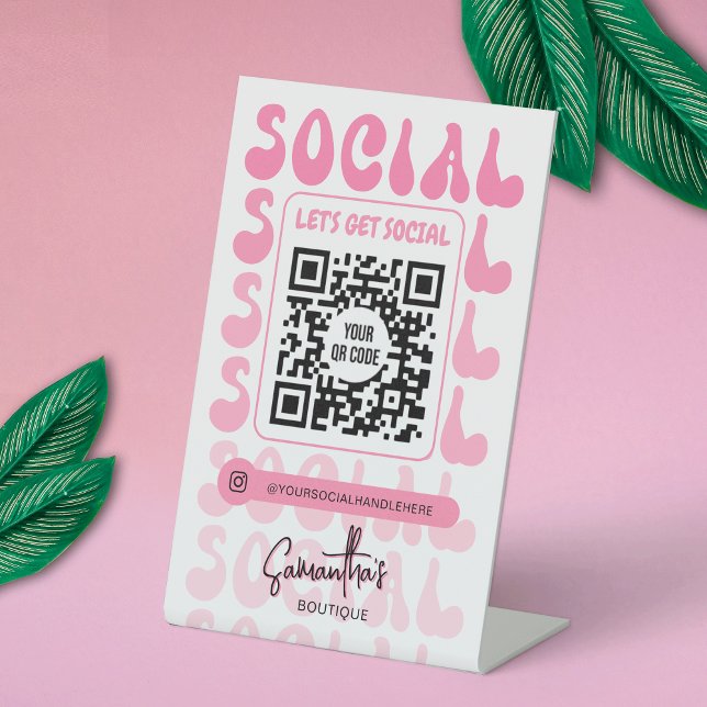 Retro Pink Modern Logo Social Media QR Code Sockelschild (Von Creator hochgeladen)