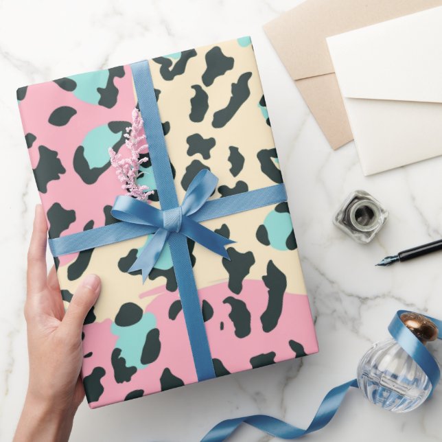 Retro Pink Pastel Leopard Spots Geschenkpapier (Schenken)